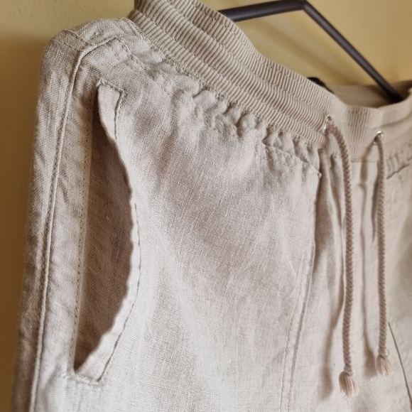 Marks and spencer women regular fitBeige trouser. - Picture 6 of 10